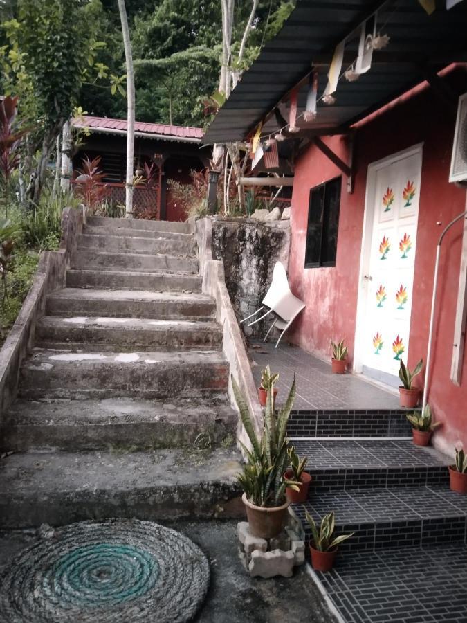 Отель Nazri Nipah Camp Pangkor Кампунг-Телук-Нипах Экстерьер фото